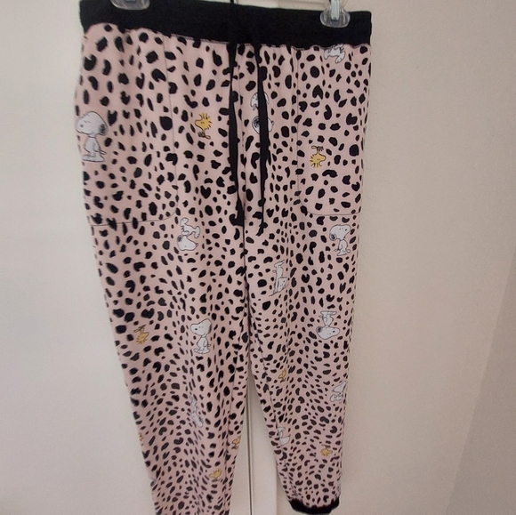 Pj's - Picture 6 of 7